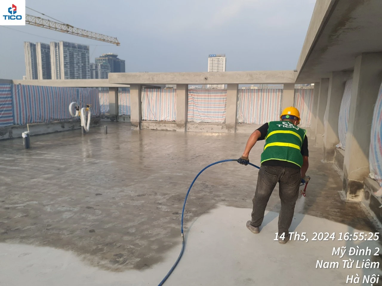 Chống Thấm Tổng Thể tại Hà Nội từ Móng đến Mái 4 Chống thấm tổng thể tại Hà Nội - Hạng mục mái nhà lộ thiên