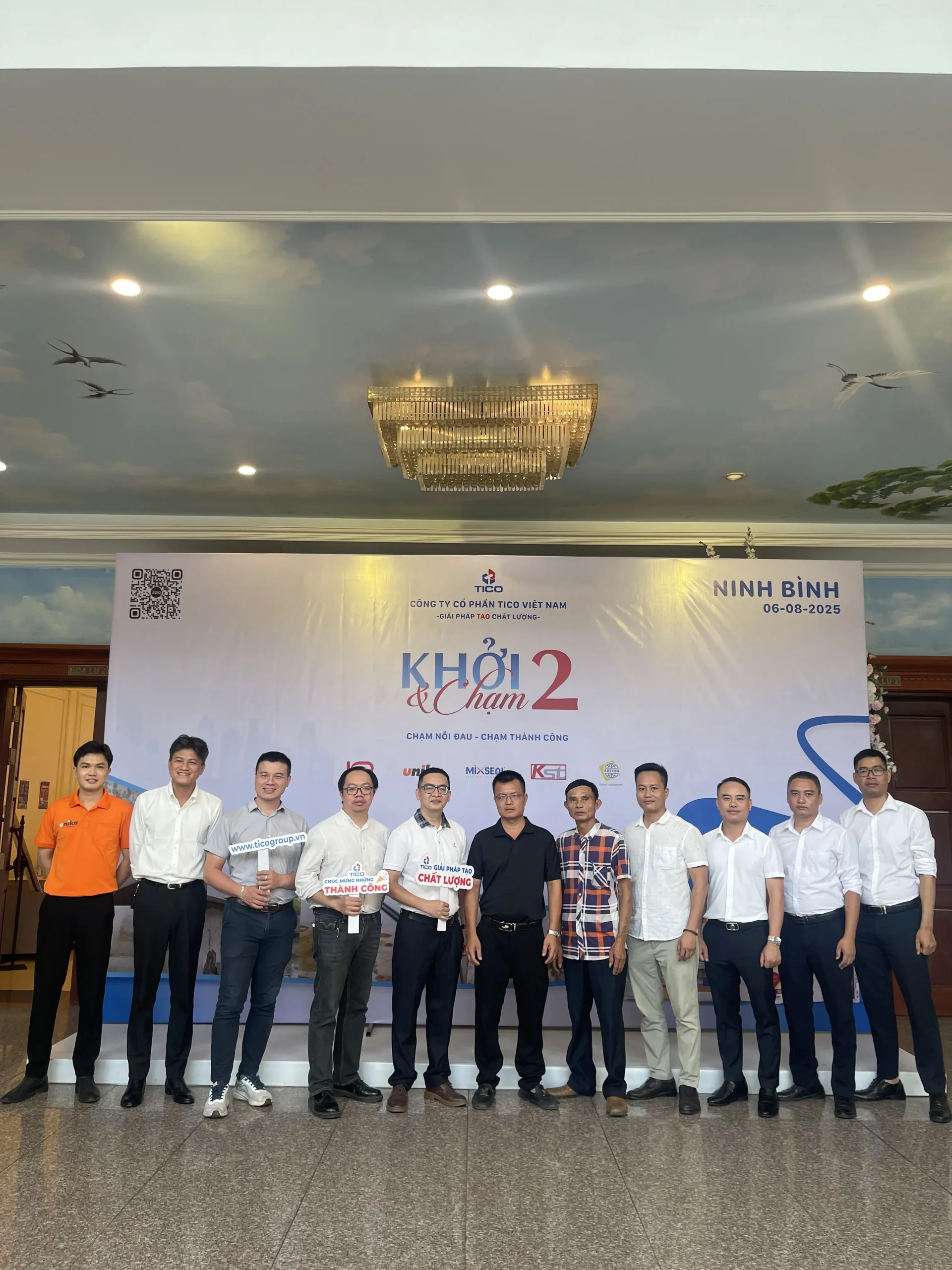 Khởi Chạm Mùa 02 - 2025: Chạm Nỗi Đau” Cùng Cộng Đồng Chống Thấm 1 Khởi Chạm mùa 02 với chủ đề "Chạm nỗi đau - Chạm thành công"